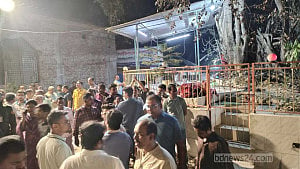 Blast at Cumilla temple injures 3