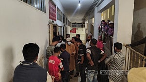 কুমিল্লায় ১২ মৃত্যু: ‘ঈদের খুশিতে নানা বাড়ি যাচ্ছিল তারা, আর দেখা হবে না’