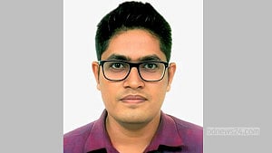 Comilla University teacher assaulted, robbed