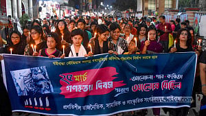 গণহত্যা দিবসে গাইবান্ধায় আলোর মিছিল