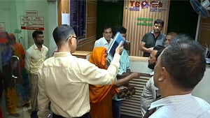 2 Dhaka clinics closed in crackdown
