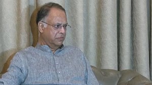 Power minister urges calm amid fuel concerns