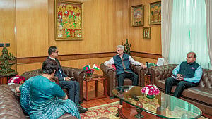 Jaishankar meets Bangladesh envoy after a year