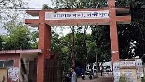 লক্ষ্মীপুরে বিলের পানি নিয়ে মারামারি, আহত ১২