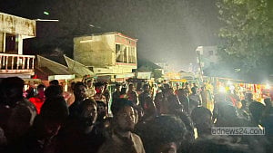 মহানবীকে নিয়ে ‘বিতর্কিত’ মন্তব্যের জেরে যুবককে মারধর, ভাঙচুর