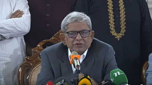 ‘খুব কঠিন’ সময়ে বাস করছি: মির্জা ফখরুল
