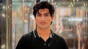 মুখ্যমন্ত্রীকে কটাক্ষ করে বিপদে নাসিম শাহ