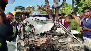 Man dies in car crash a day before his wedding