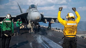 US sending Marines, assault ship to Middle East