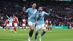 City beat Arsenal to clinch League Cup