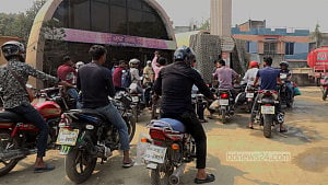 Fuel crisis hits Rajshahi