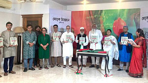 ‘রক্তরেখায় বাংলাদেশ’: সাড়ে পাঁচশ দুর্লভ আলোকচিত্রে বাঙালির মুক্তিসংগ্রাম