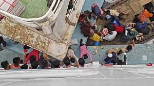 5 arrested, 1 still missing after Sadarghat disaster