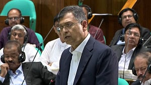 খালেদা জিয়া আজ সংসদে থাকলে সবচেয়ে খুশি হতেন: স্বরাষ্ট্রমন্ত্রী