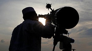 চাঁদ দেখা যায়নি, রোজার ঈদ শনিবার