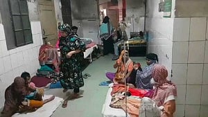 শরীয়তপুরে ডায়রিয়ার প্রকোপ, হাসপাতালে রোগীর ভিড়