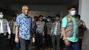 Helped Tarique get bail, ex-DGFI boss Mamun tells court