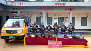 545 bottles of Indian liquor seized at Sherpur border