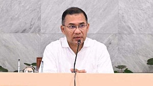 যানজট নিরসনে বিশেষজ্ঞদের মতামত শুনলেন প্রধানমন্ত্রী