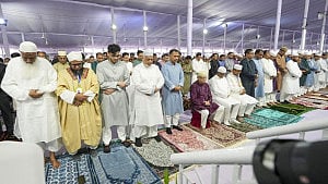 Main congregation at National Eidgah