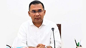 ‘ই-হেলথ’ কার্ড চালুর নির্দেশ প্রধানমন্ত্রীর