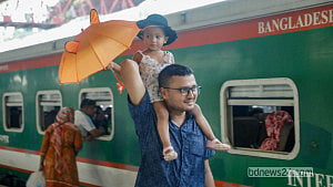 গ্রামে ফেরার পালা