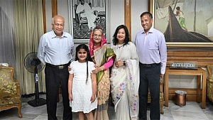 Hasina mourns AL leader Engineer Mosharraf