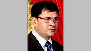 গাইবান্ধায় ট্রাকচাপায় সাবেক যুগ্ম জেলা জজ নিহত