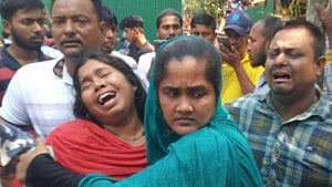 Police suspect family feud after 5 found dead in Gazipur