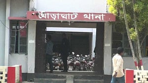 দিনাজপুরে ট্রাক চাপায় মোটরসাইকেলের ৩ আরোহী নিহত