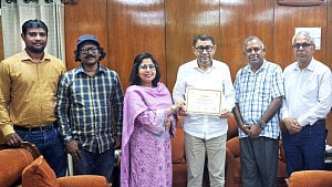 তামাকপণ্যের দাম বাড়াতে অর্থ মন্ত্রণালয়কে চিঠি দিয়েছে স্বাস্থ্য মন্ত্রণালয়
