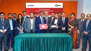আইএফআইসি ব্যাংক ও আকিজ রিসোর্সের ‘ক্যাশ ম্যানেজমেন্ট’ চুক্তি