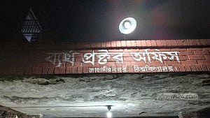জাবিতে ধর্ষণচেষ্টার অভিযোগ তদন্তে ৭ জনের কমিটি