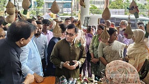 পাট খাতের রপ্তানি আয় ৭ বিলিয়ন ডলারে নেওয়া সম্ভব: পাটমন্ত্রী