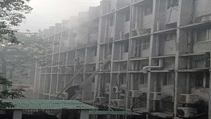 Fire at Khulna Medical sparks panic