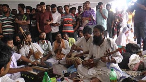 বাউল-লালন শিল্পীদের নিরাপত্তা দিতে ডিসিদের নির্দেশ সংস্কৃতিমন্ত্রীর
