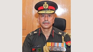 ভারতের নতুন প্রতিরক্ষা প্রধান এন এস রাজা সুব্রামানি