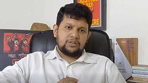 Mahfuj weighs in on Awami League’s 'return'