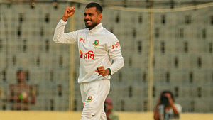 মিরপুর টেস্টের অবস্থা এখন ‘ফিফটি-ফিফটি’