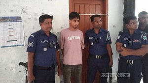 Housewife killed in Narail, husband detained