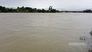নয় নদীর পানি বিপৎসীমার ওপরে, বন্যা পরিস্থিতি ‘উন্নতির দিকে’