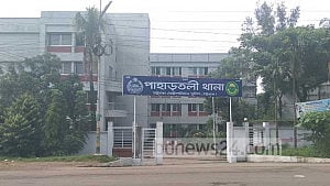 চট্টগ্রামে সড়কে পড়েছিল যুবকের লাশ