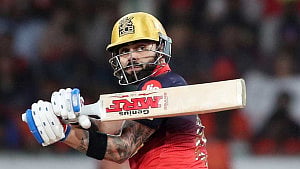 হেলসকে ছাড়িয়ে কোহলির রেকর্ড