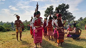 ইতিহাসের অংশীদার, রাষ্ট্রের প্রান্তিক গারো পাহাড় ও হাজং জনপদের কান্না