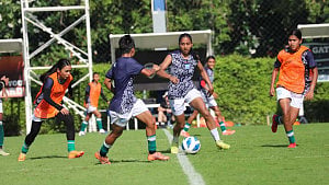 ‘অনুশীলন ভালো হচ্ছে, আমরা চাপে নেই’