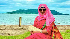 বান্দরবান থেকে ফিরে জ্বর-খিচুনি, ৩ দিন কোমায় থেকে চলে গেলেন অধ্যাপক জুথি