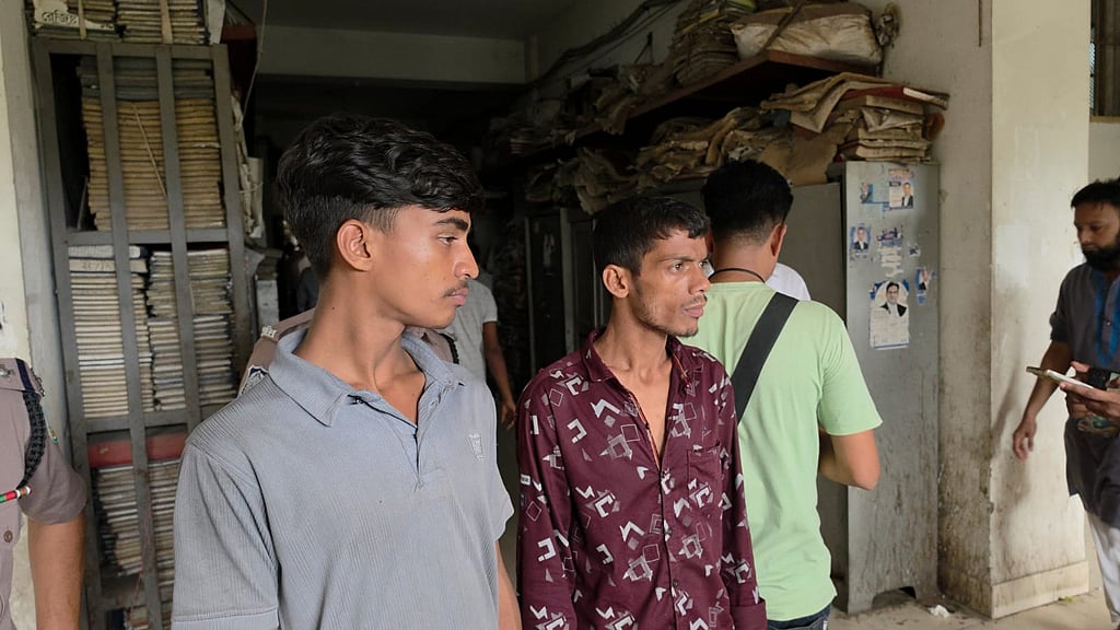 এক্সপ্রেসওয়েতে লাশ: সুপারভাইজার-সহকারীর ‘স্বীকারোক্তি’, চালক রিমান্ডে