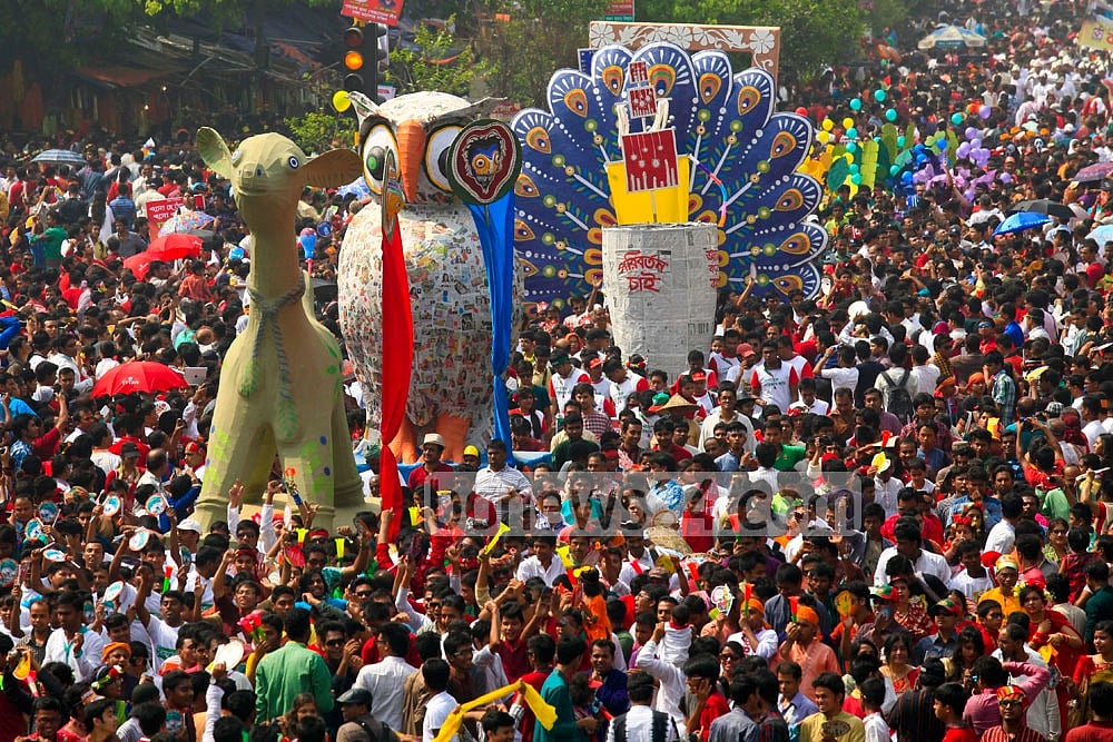 মঙ্গল শোভাযাত্রায় পরা যাবে না মুখোশ