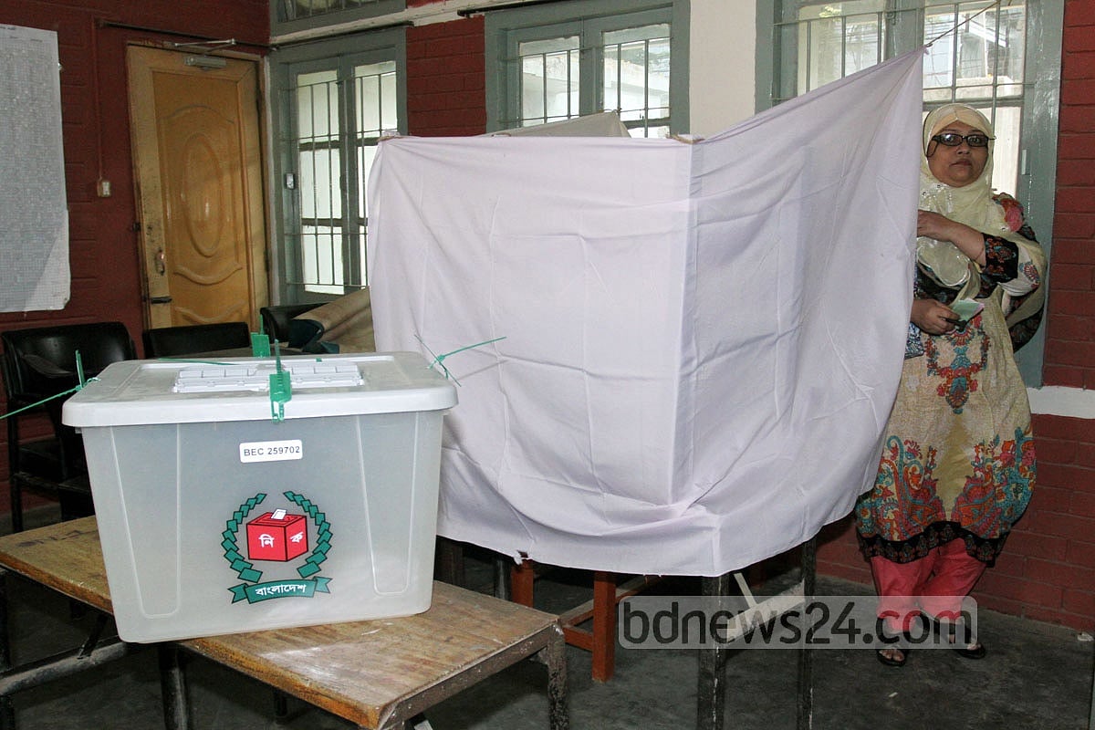 EC puts faith in transparent ballot boxes for future use