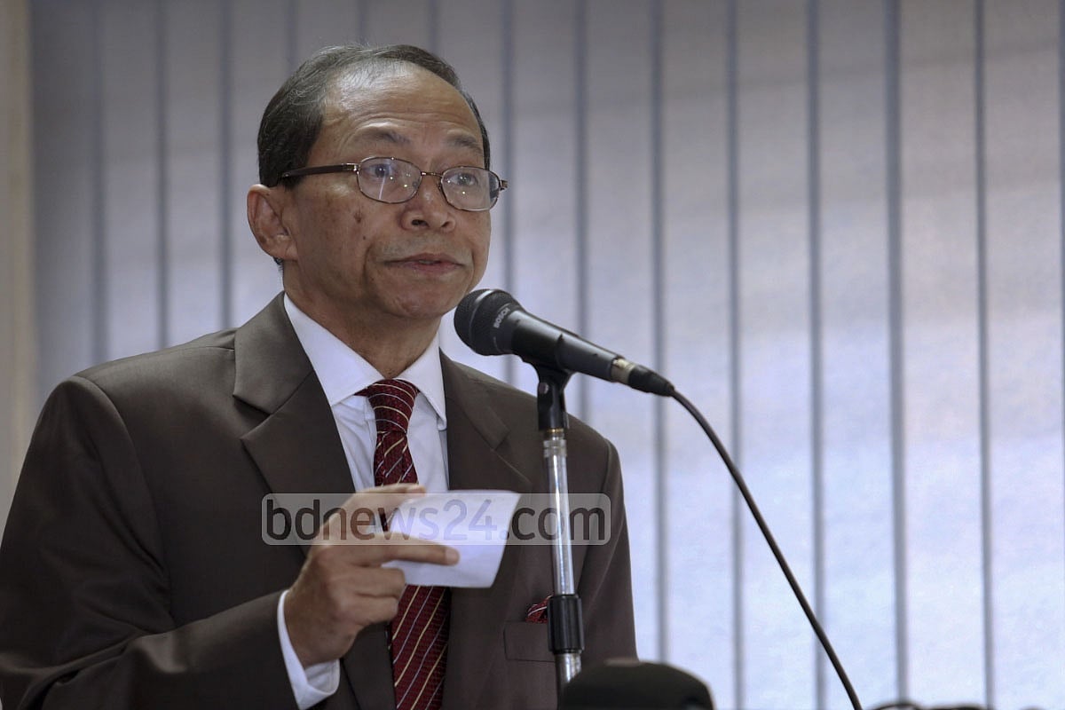 Chief Justice Sinha frets about constitutional crisis